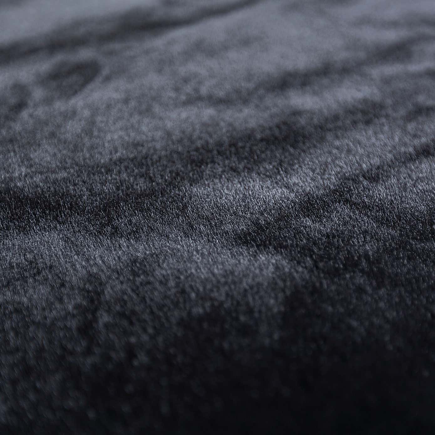 Carousel zoom image position 2 of 5