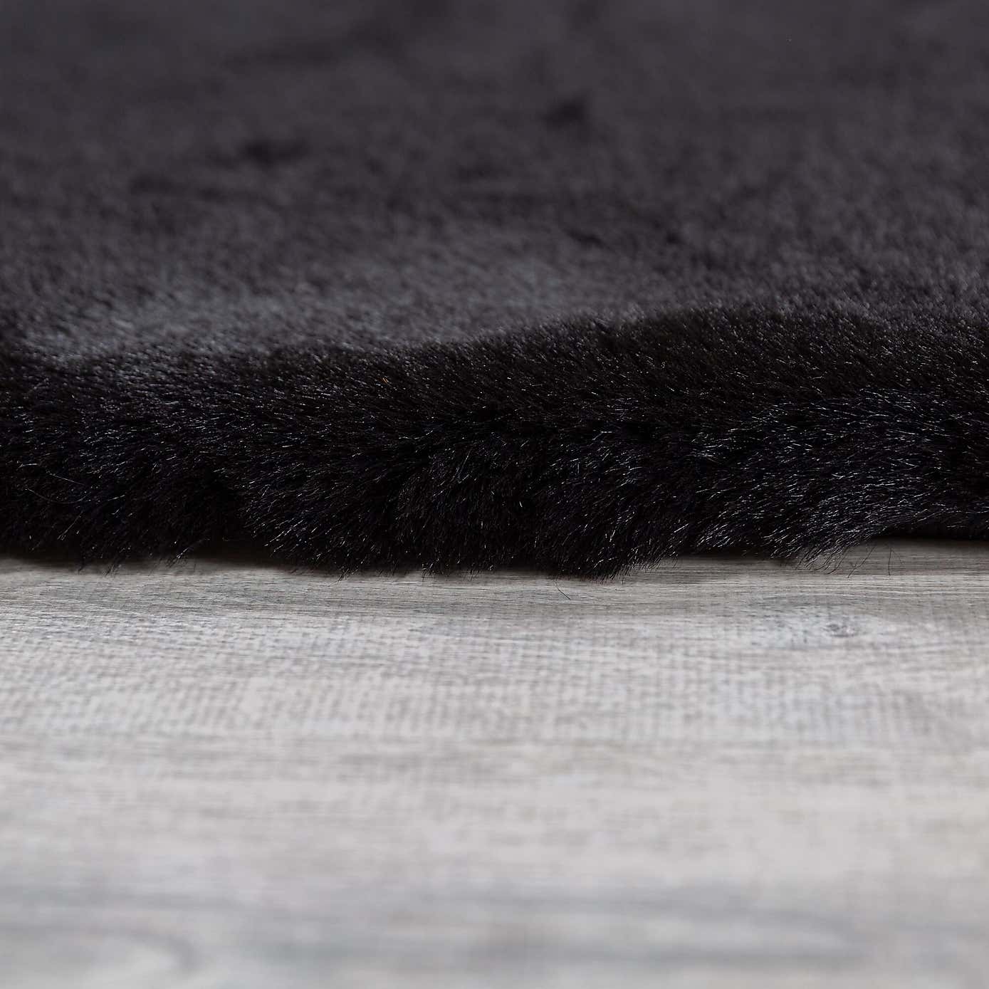 Carousel zoom image position 4 of 5