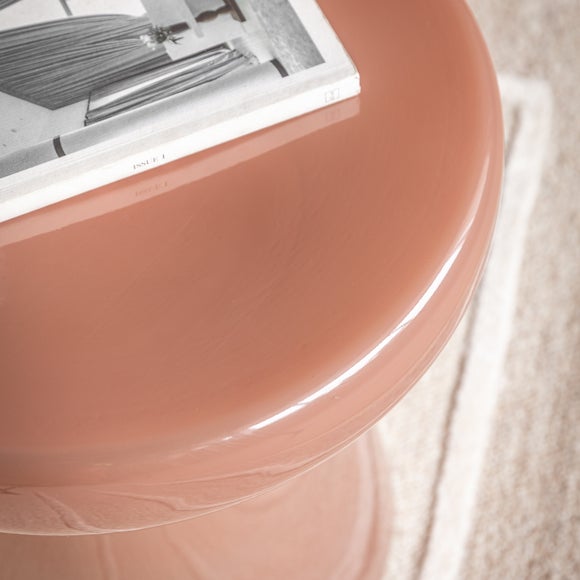 Carousel navigation image position 3 of 5