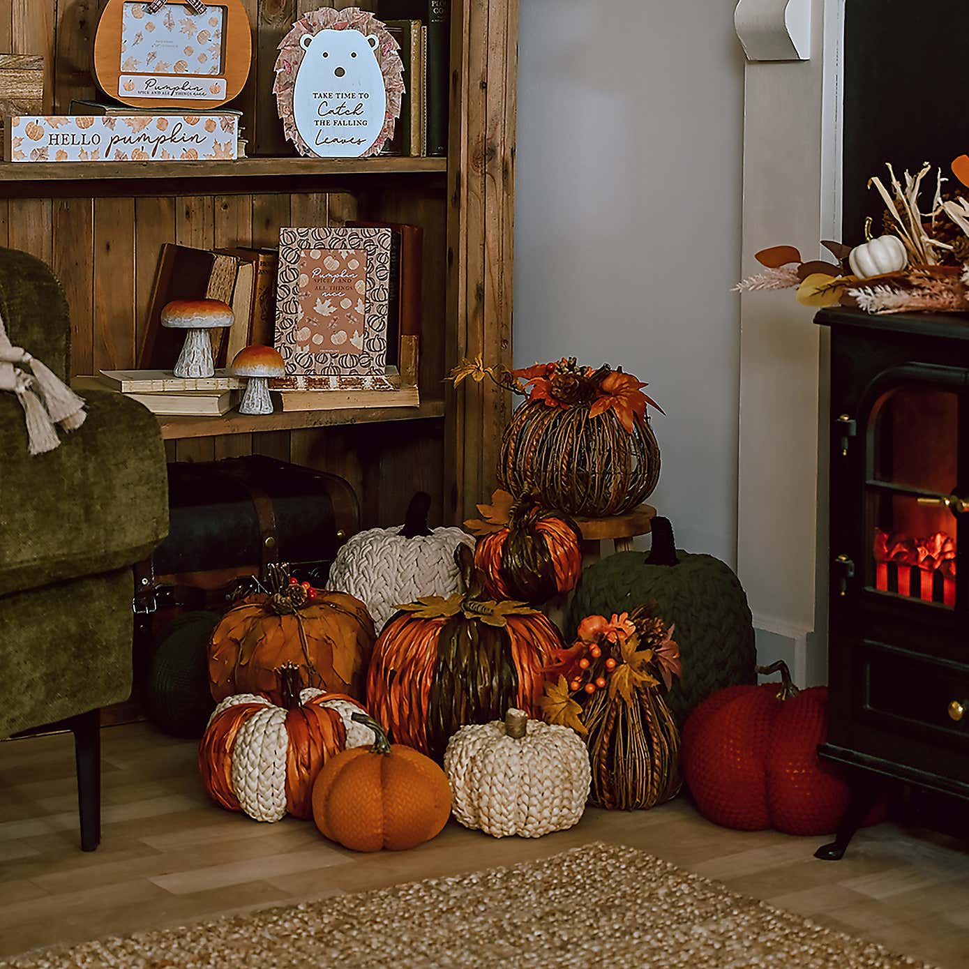 Carousel zoom image position 3 of 4