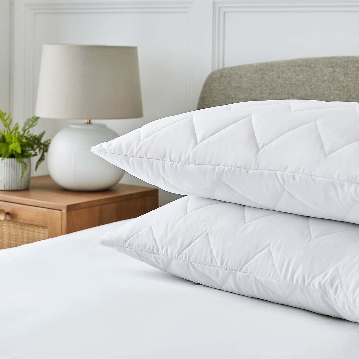 Carousel zoom image position 4 of 6