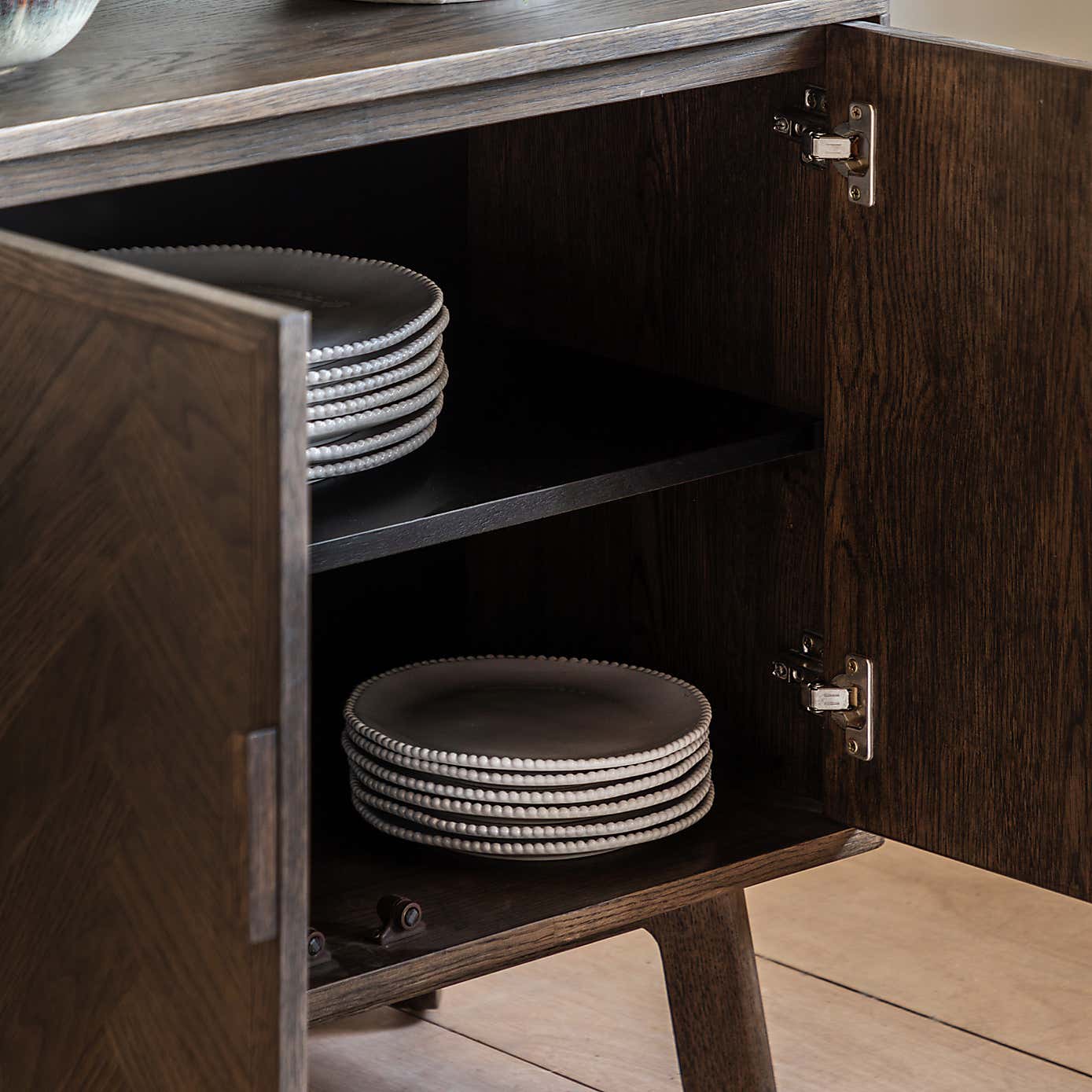 Carousel zoom image position 3 of 9