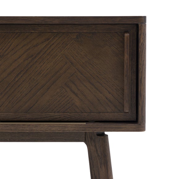 Carousel navigation image position 5 of 9