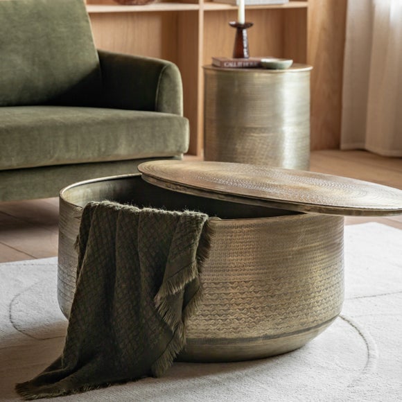 Carousel navigation image position 3 of 8