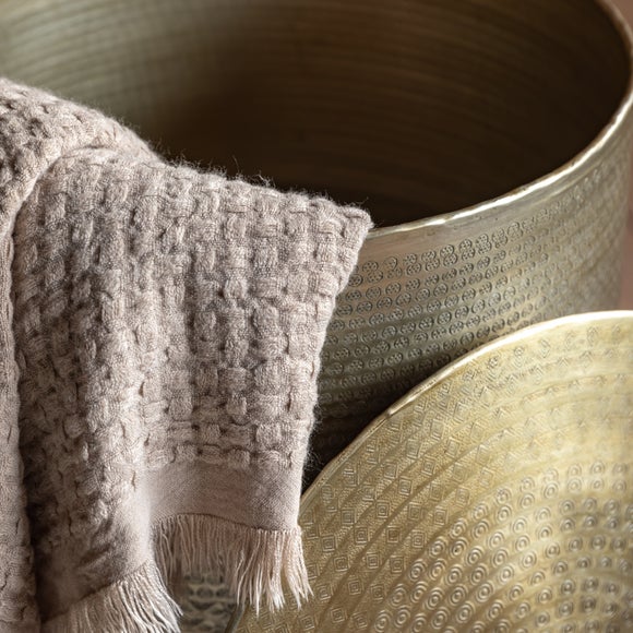 Carousel navigation image position 4 of 8