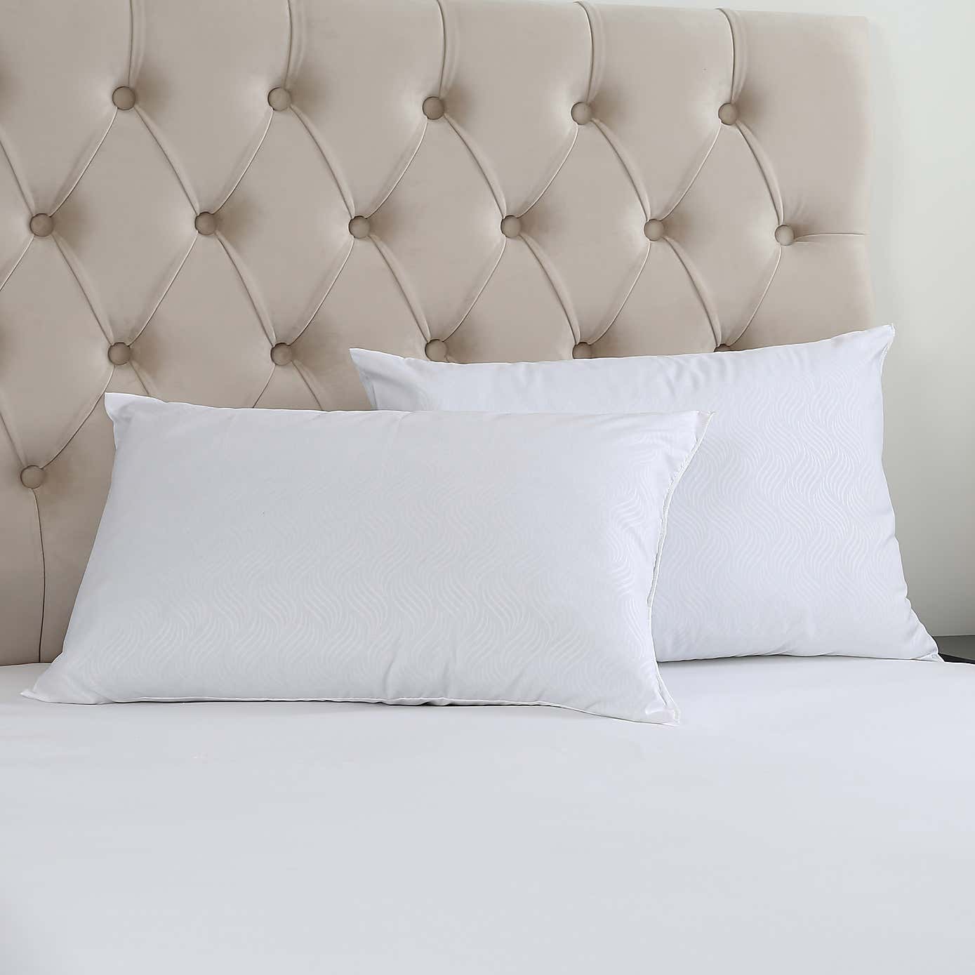 Carousel zoom image position 2 of 4