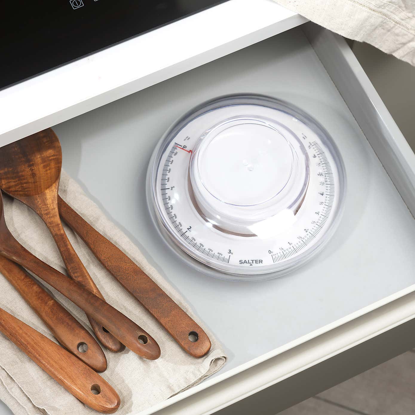 Carousel zoom image position 2 of 6