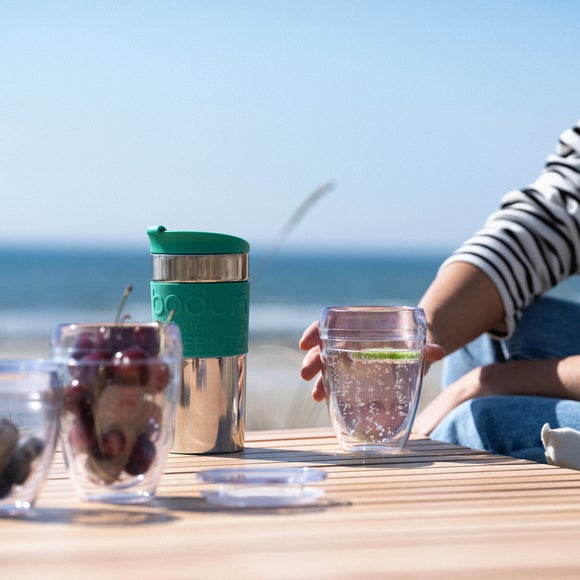 Carousel navigation image position 2 of 3