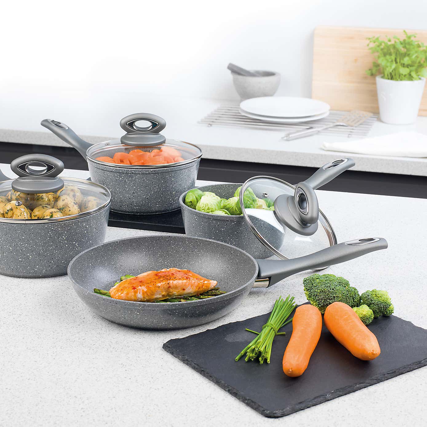 Carousel zoom image position 2 of 8