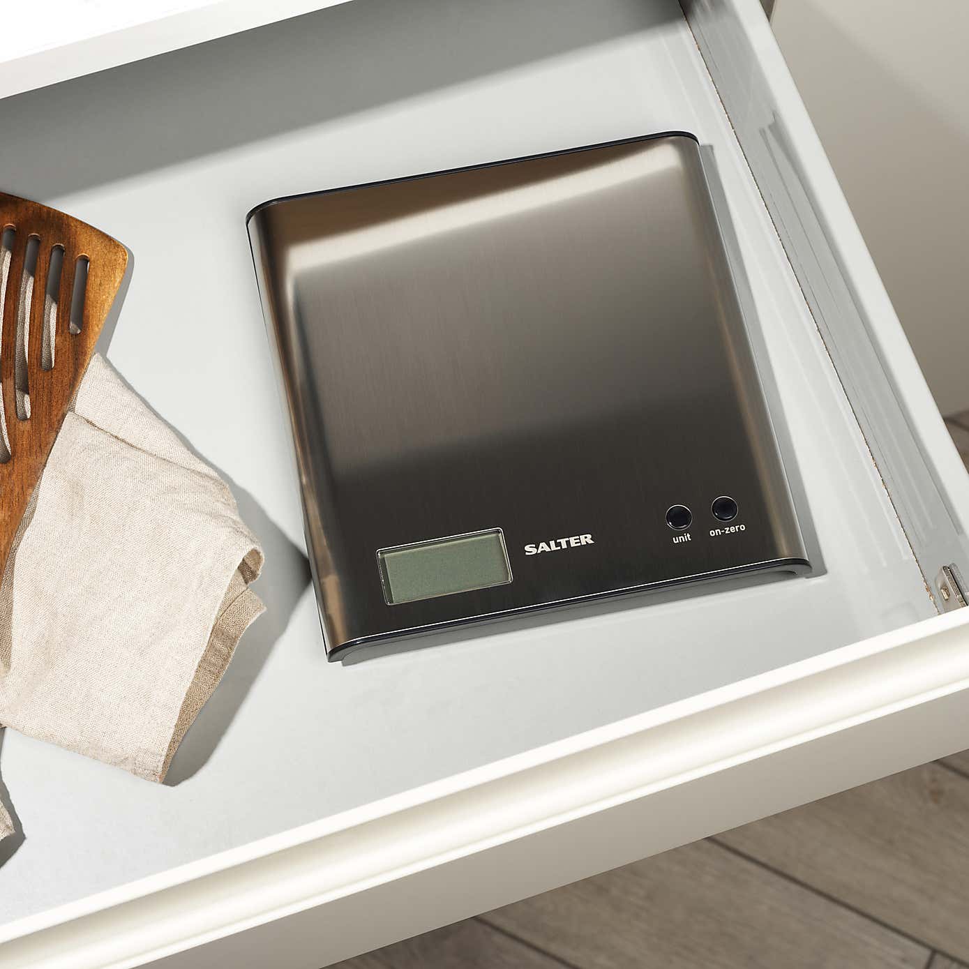 Carousel zoom image position 5 of 8