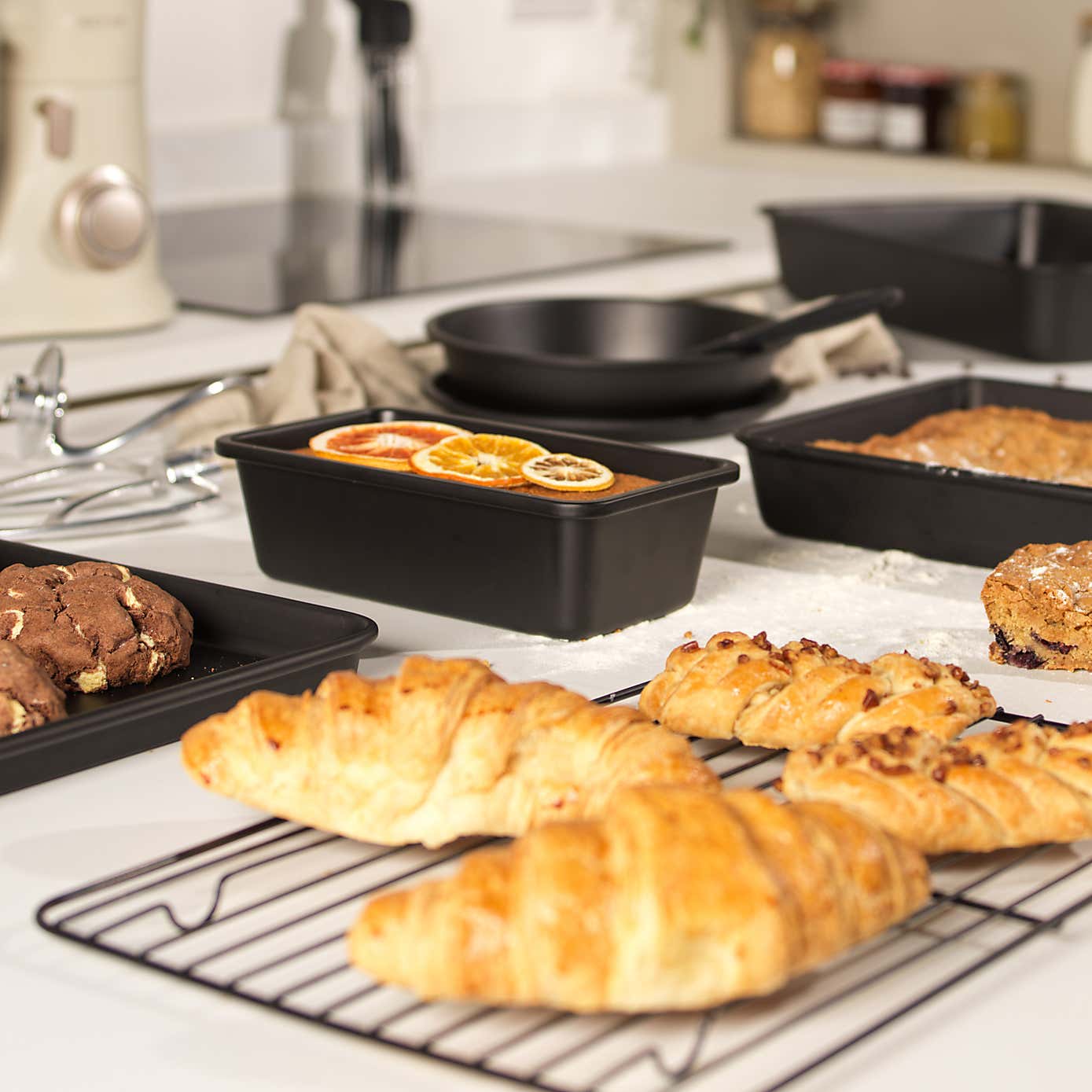 Carousel zoom image position 5 of 5