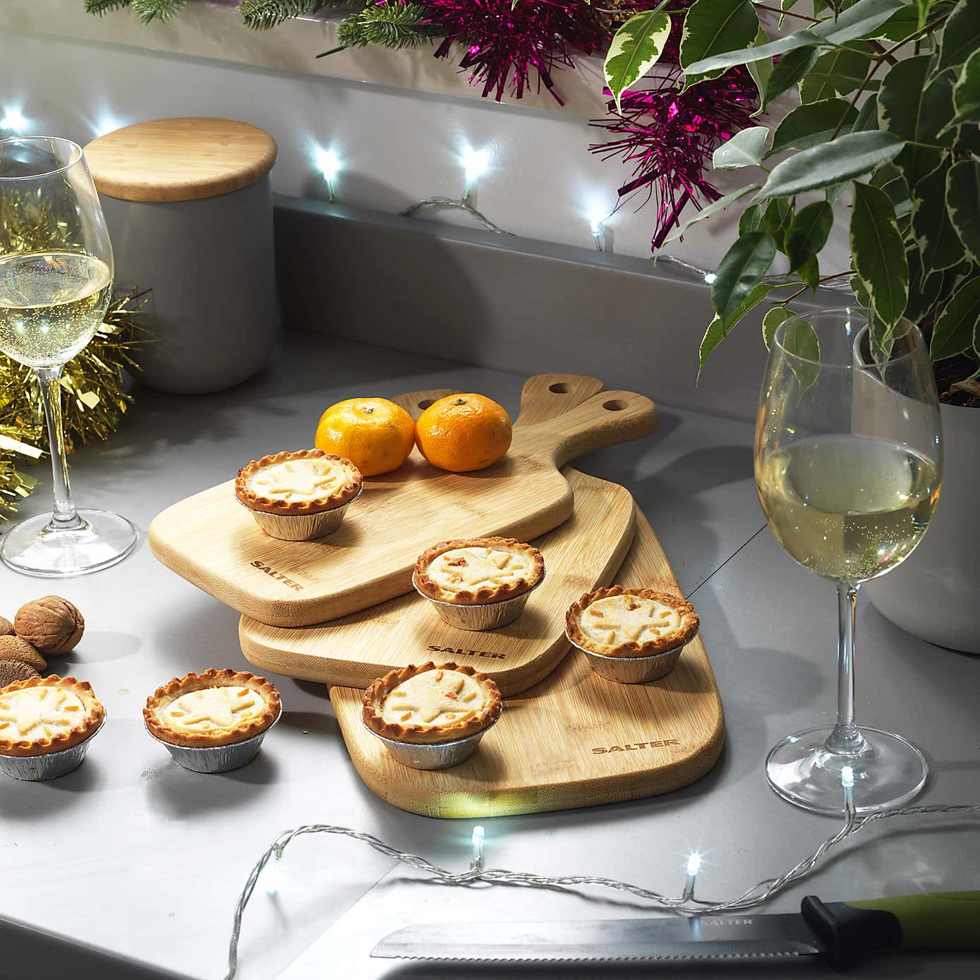 Carousel zoom image position 3 of 6