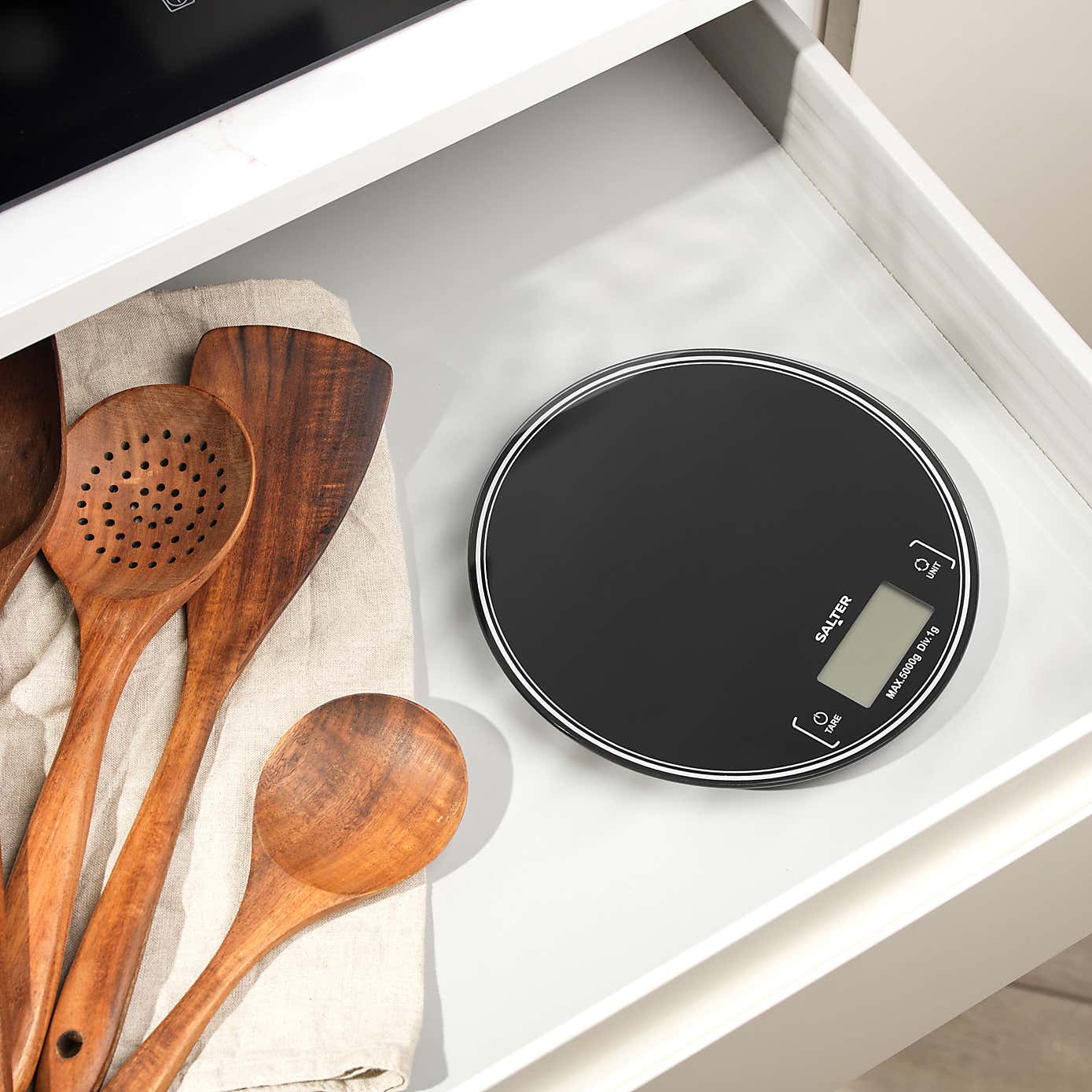 Carousel zoom image position 3 of 4