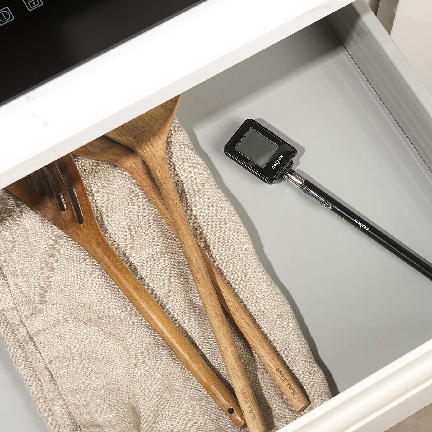 Carousel zoom image position 3 of 7