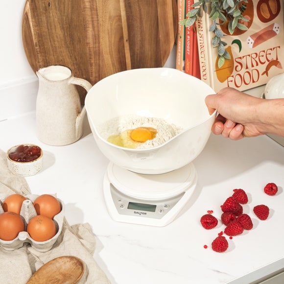 Salter Aquatronic Kitchen Scale and Bowl