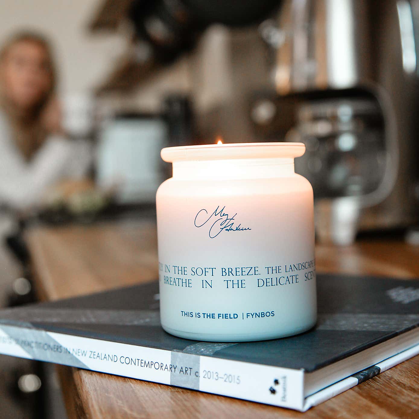 Carousel zoom image position 2 of 3