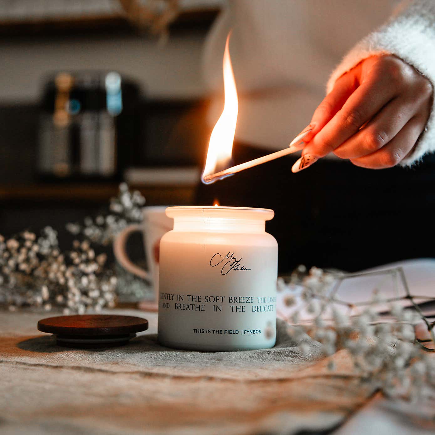 Carousel zoom image position 3 of 3