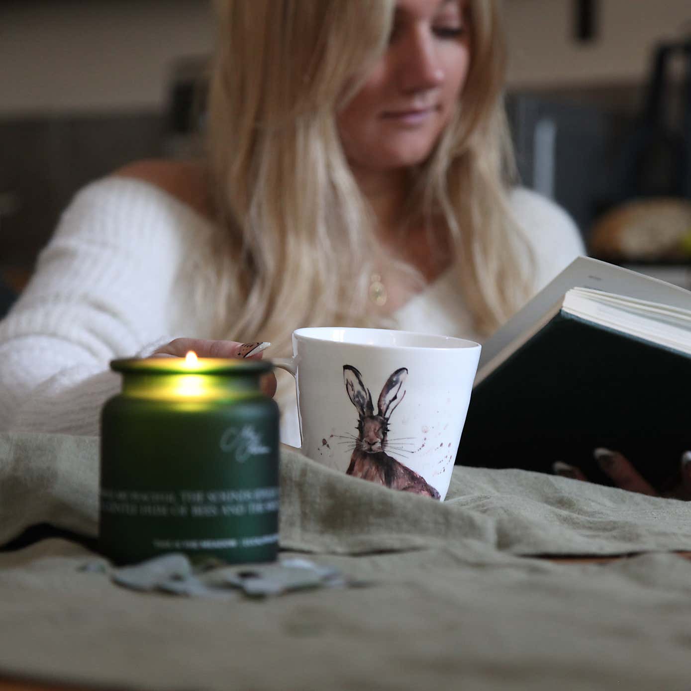 Carousel zoom image position 2 of 3