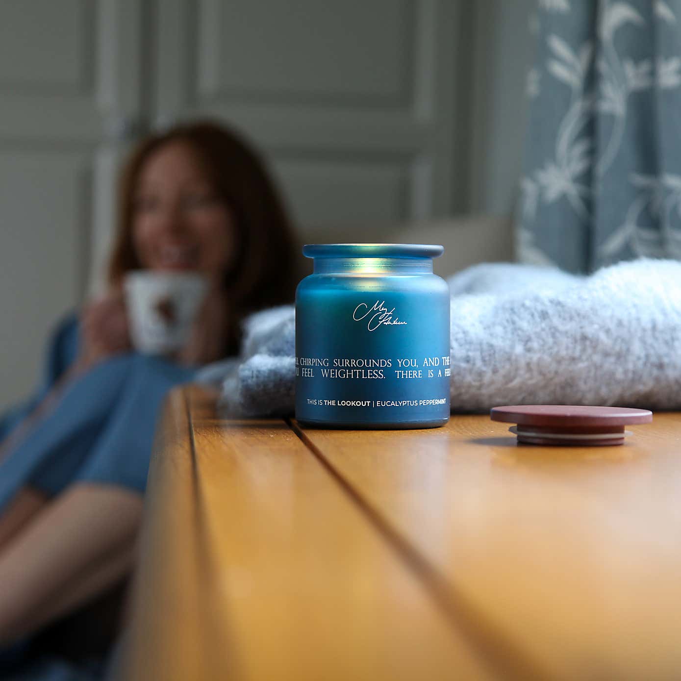 Carousel zoom image position 2 of 4