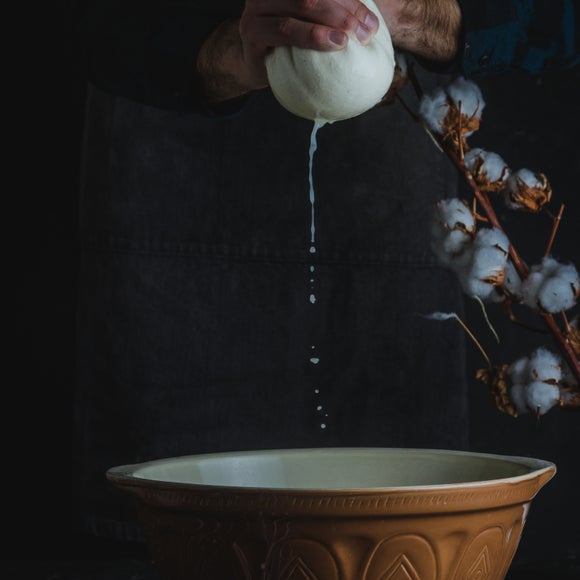 Carousel navigation image position 2 of 6