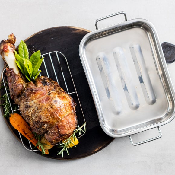 Carousel navigation image position 4 of 9