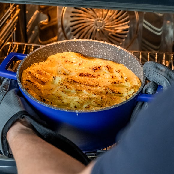 Carousel navigation image position 7 of 8