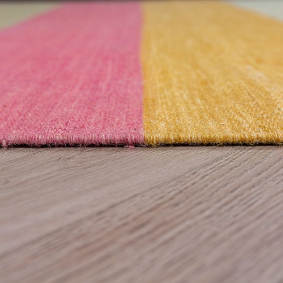 Carousel navigation image position 4 of 6