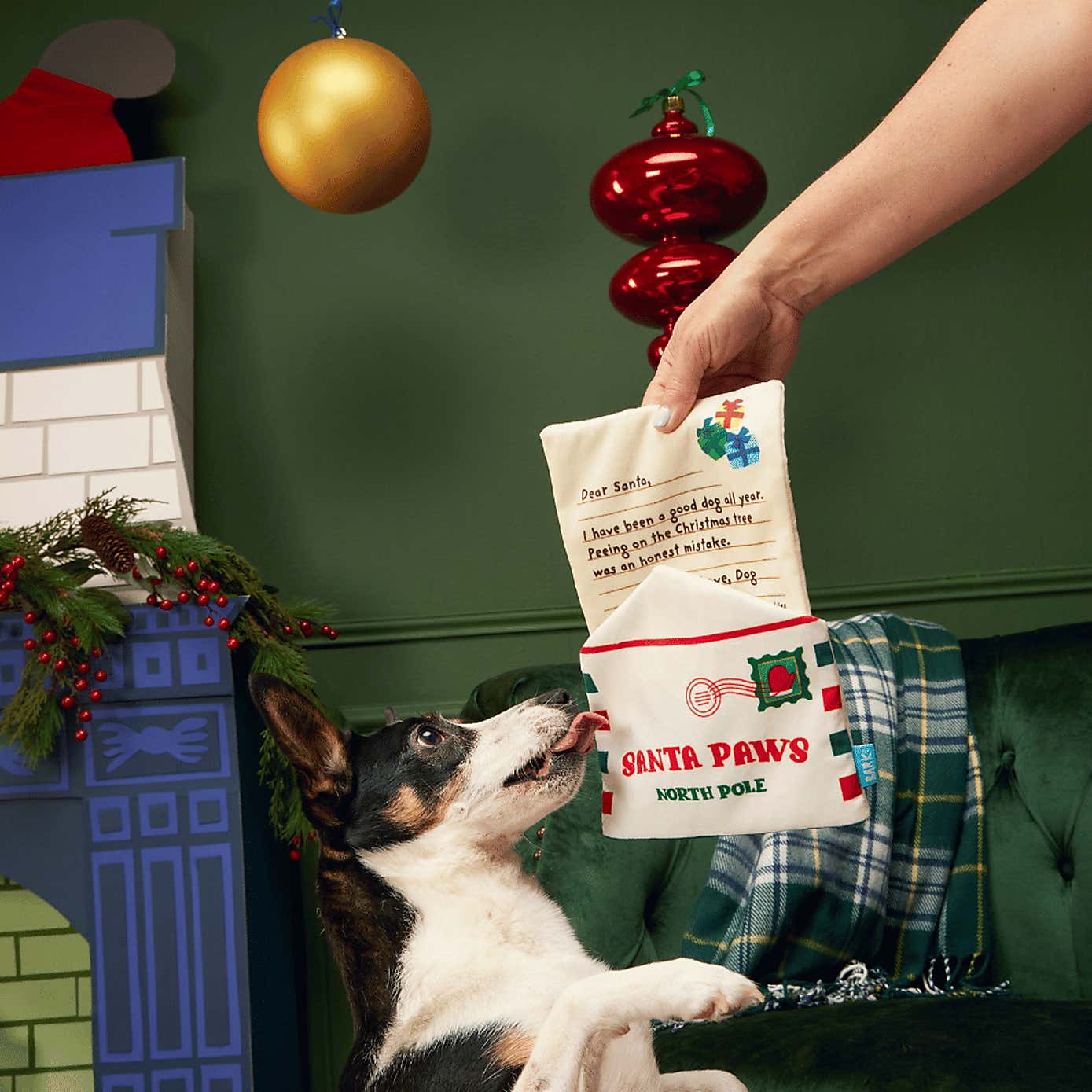 Carousel zoom image position 4 of 4