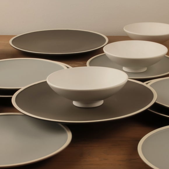 Carousel navigation image position 2 of 3