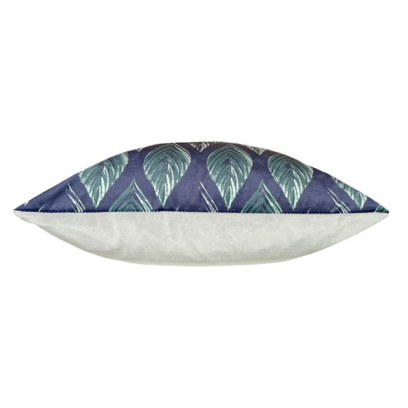 Carousel navigation image position 2 of 3