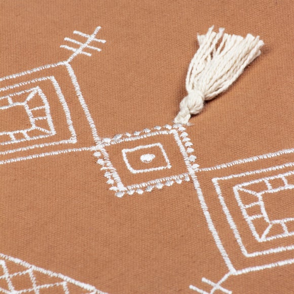 Carousel navigation image position 5 of 6