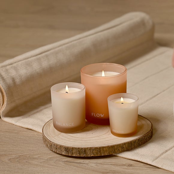 Carousel navigation image position 4 of 6