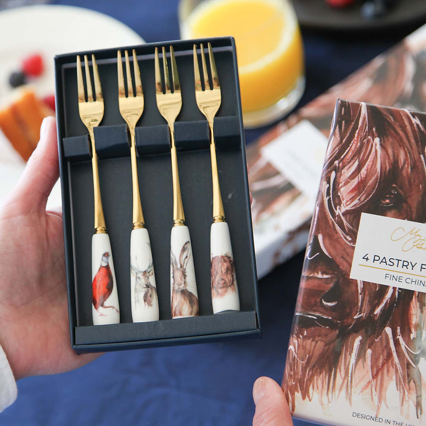 Carousel zoom image position 2 of 4