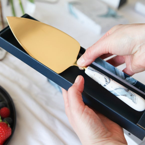 Carousel navigation image position 4 of 4