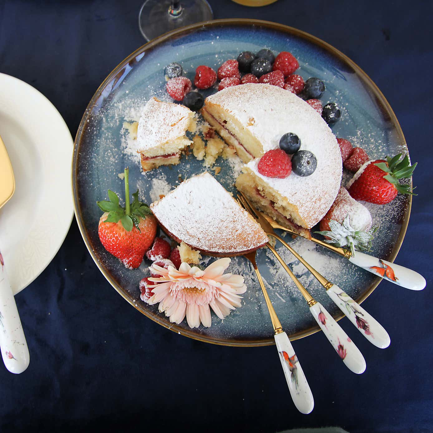 Carousel zoom image position 4 of 5