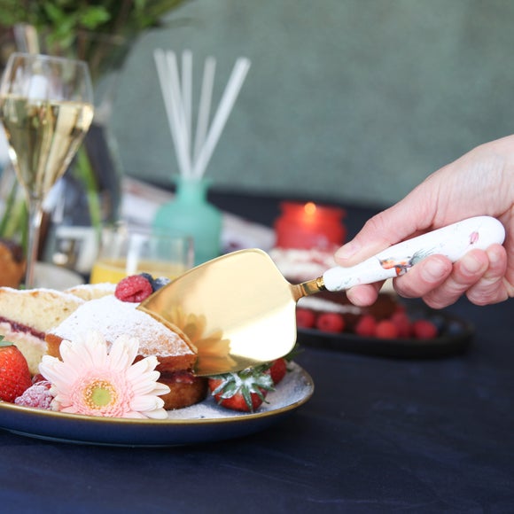 Carousel navigation image position 3 of 3