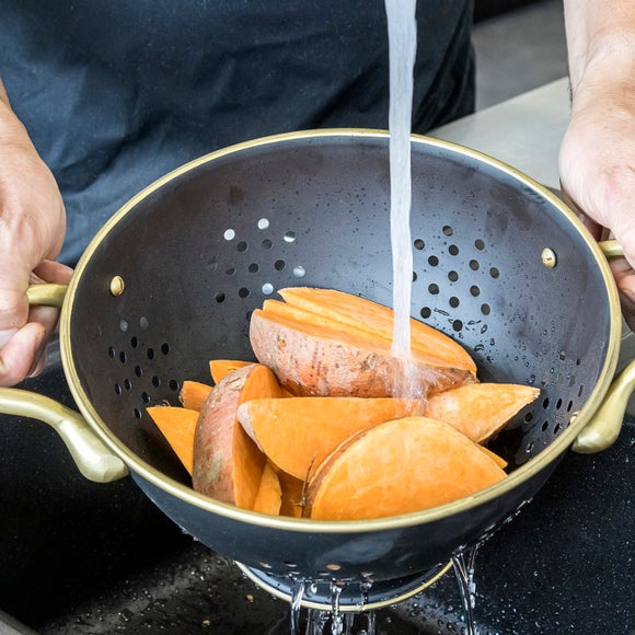 Carousel navigation image position 4 of 7