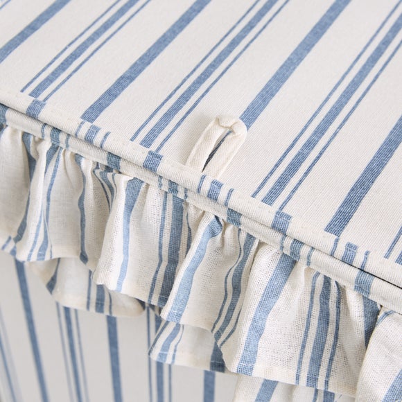 Carousel navigation image position 2 of 3