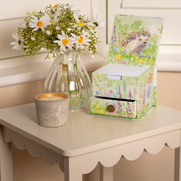 Carousel navigation image position 2 of 3