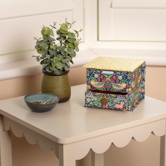 Carousel navigation image position 3 of 3