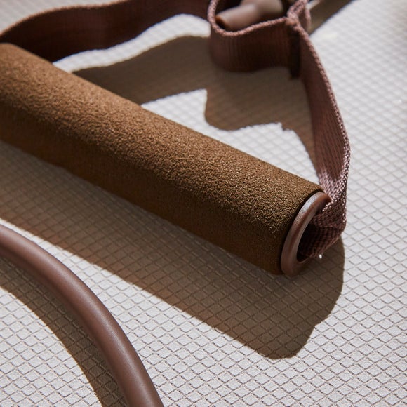 Carousel navigation image position 2 of 3