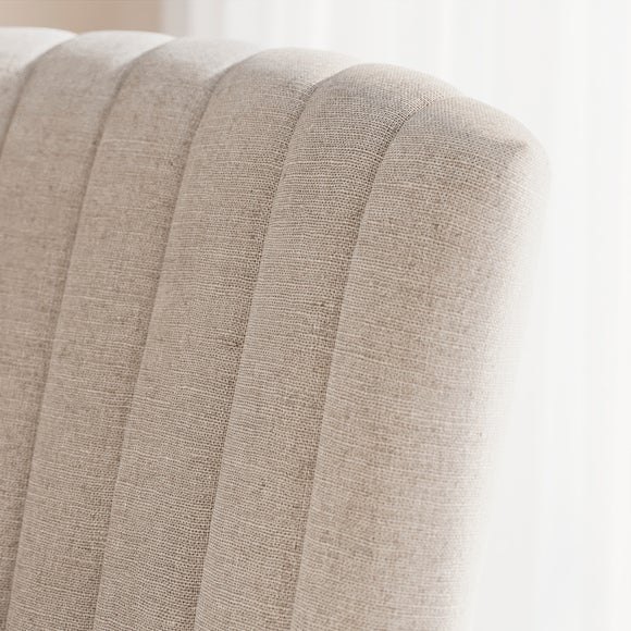 Carousel navigation image position 3 of 10