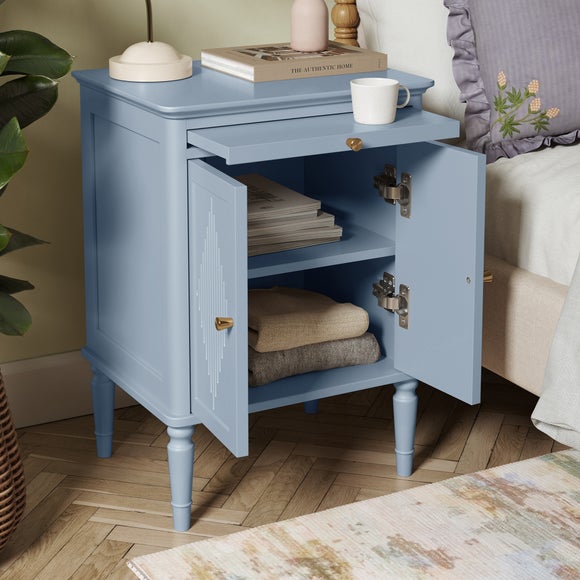 Carousel navigation image position 2 of 8