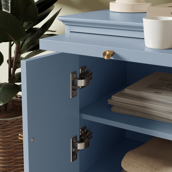 Carousel navigation image position 4 of 8