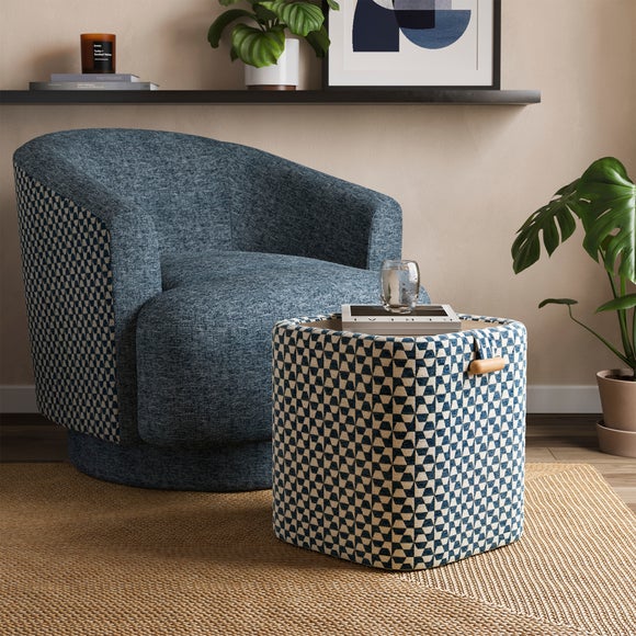 Carousel navigation image position 2 of 10