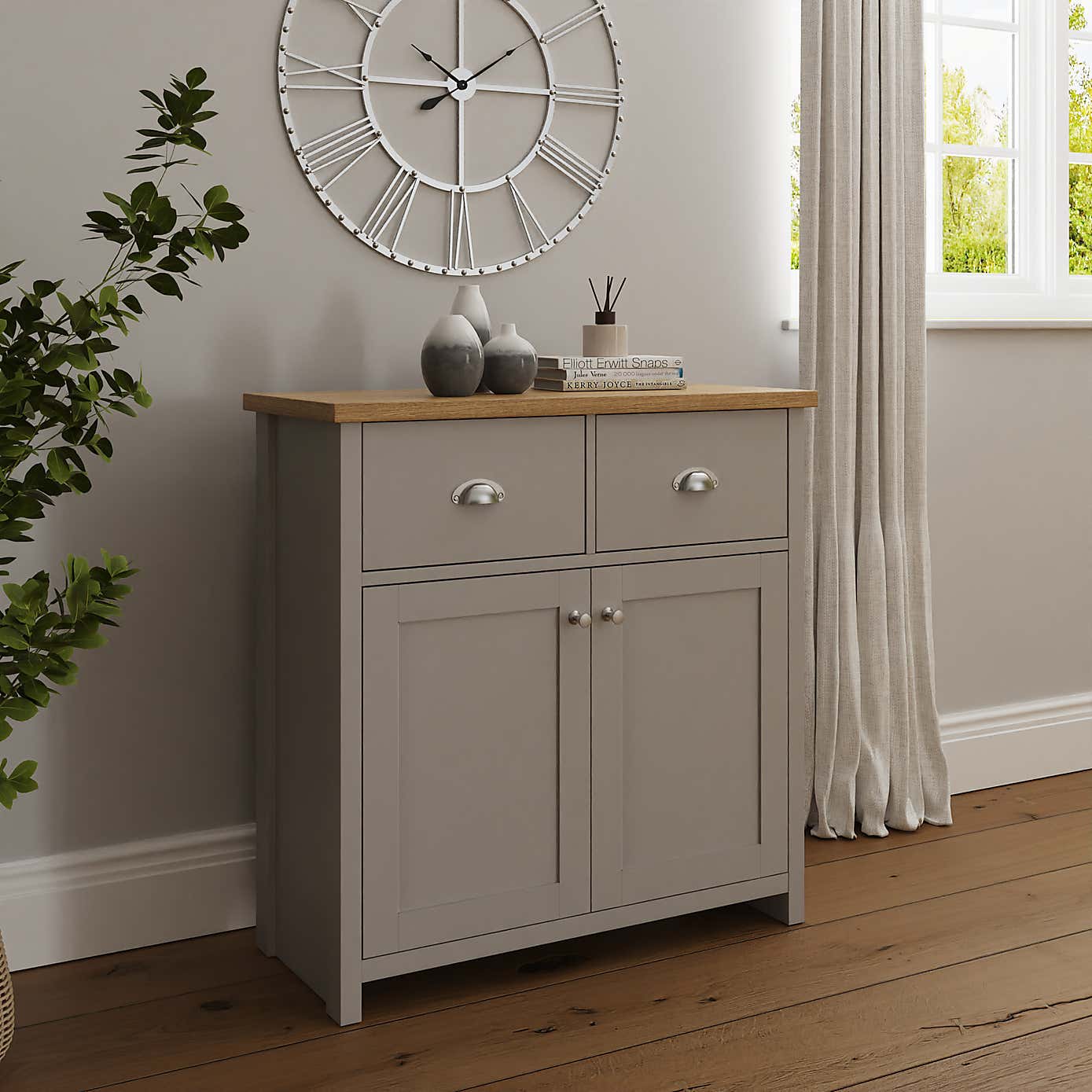 Carousel zoom image position 2 of 8