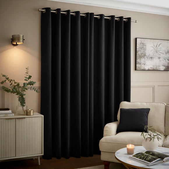 Carousel navigation image position 4 of 7