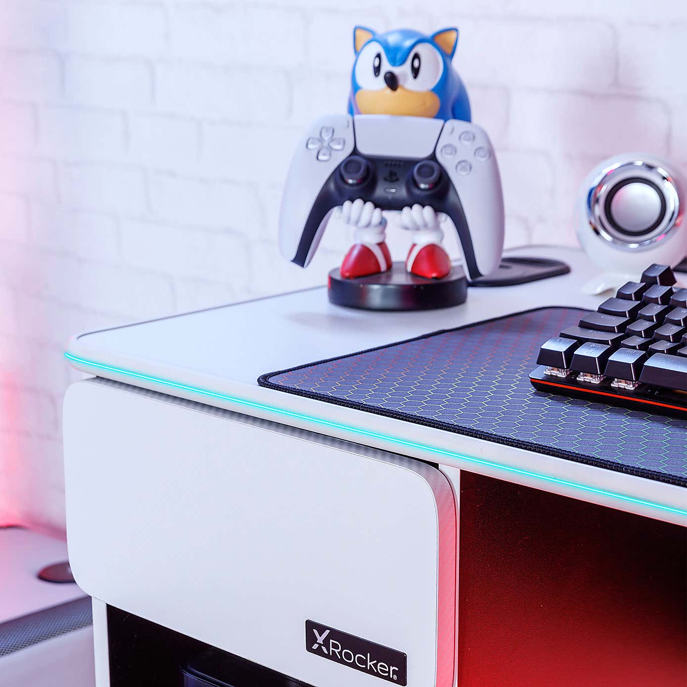 Carousel zoom image position 2 of 5