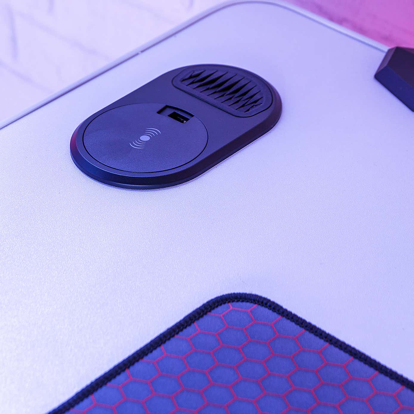 Carousel zoom image position 4 of 5