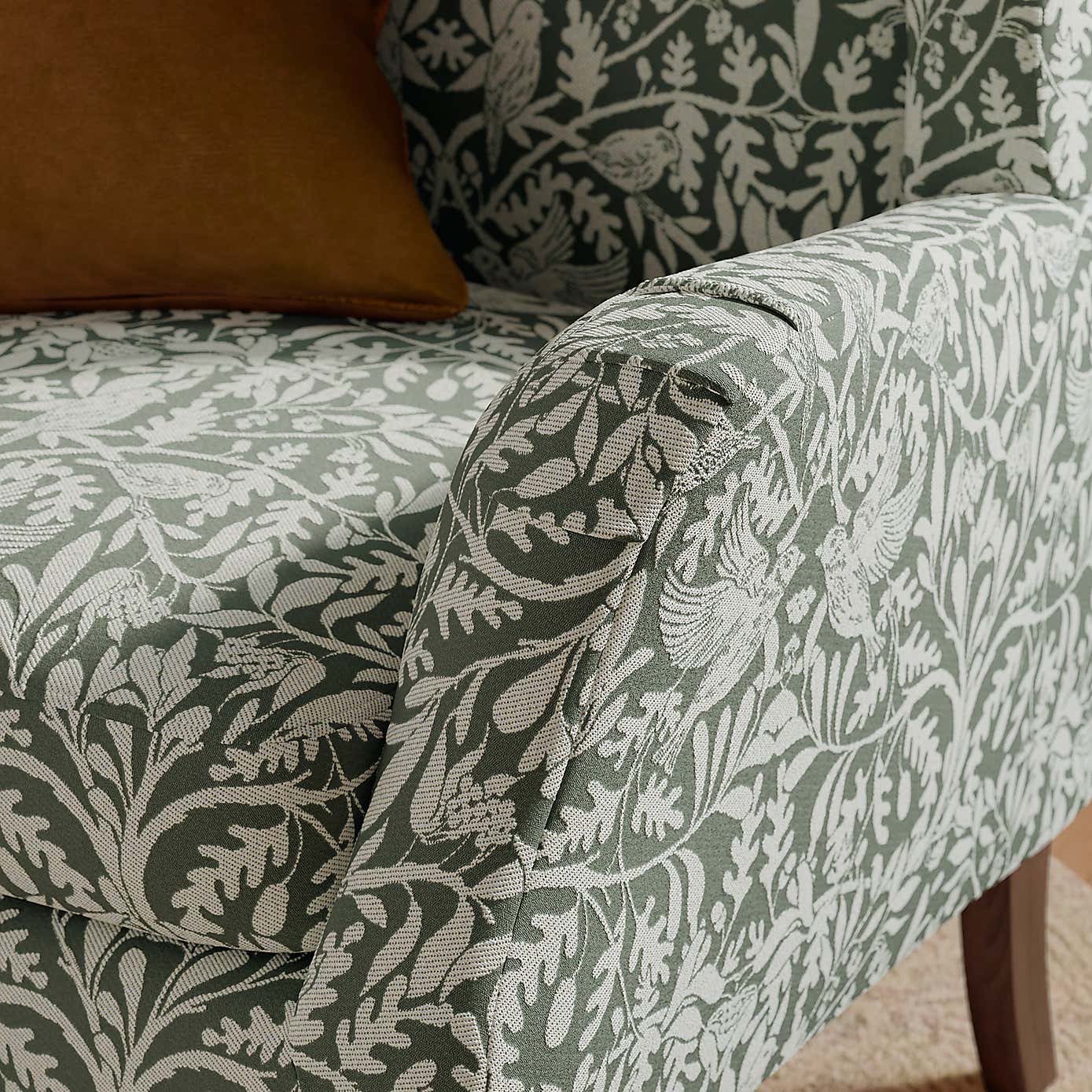 Carousel zoom image position 3 of 7